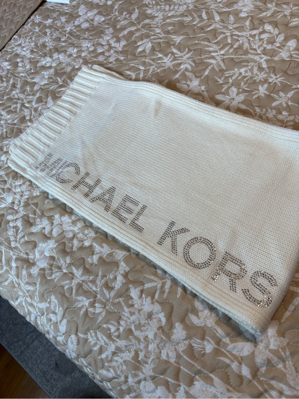 Michael Kors Cream Knit Accent Scarf with Crystal Logo New without tags